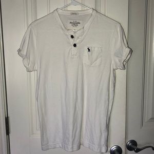 Short sleeve henley